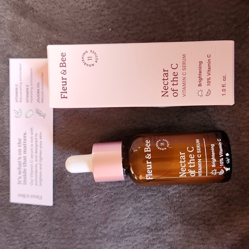 FLEUR & BEE Nectar of the C Serum Brand New Never Used - Picture 1 of 7